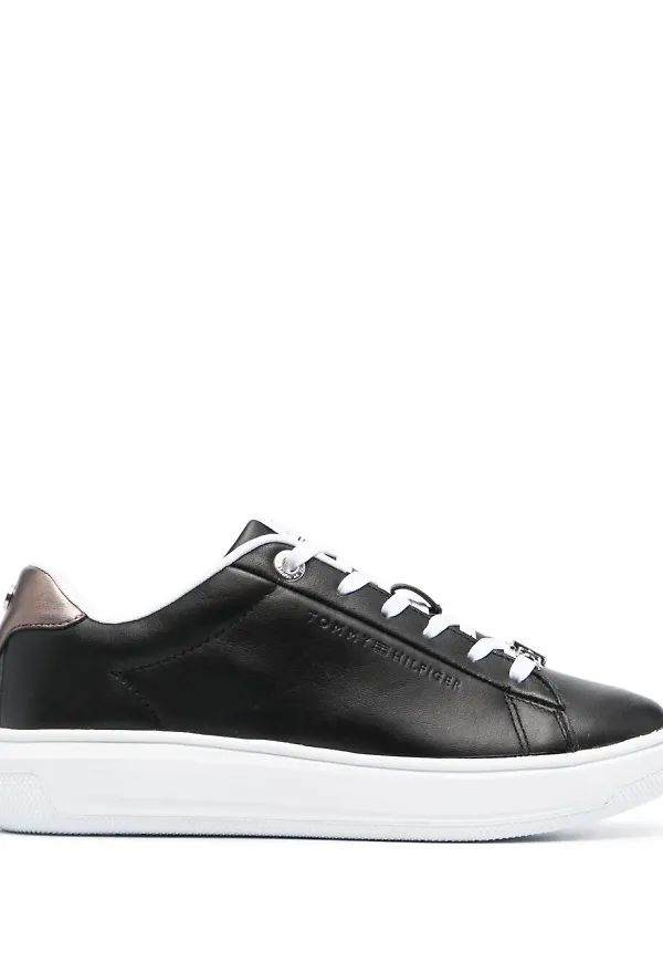 Tommy Hilfiger sneakers - Svart