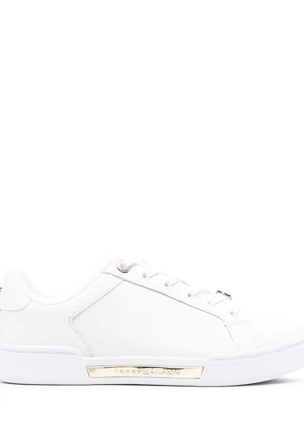 Tommy Hilfiger sneakers med logotypklack - Vit