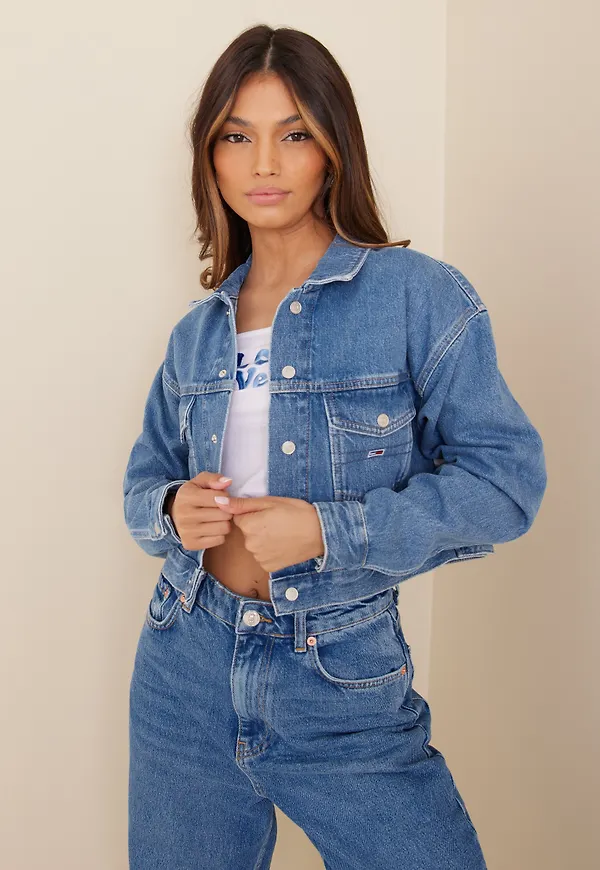 Tommy Jeans - Jeansjackor - Cropped Trucker Jacket BF8032 - Jackor - denim jackets