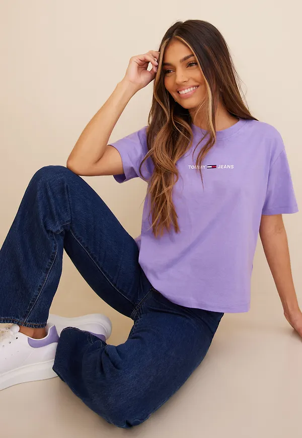Tommy Jeans - T-shirts - Tjw Linear Logo Tee - Toppar - T-shirts