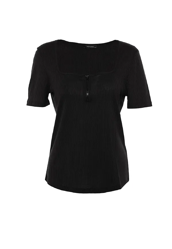 Trendyol Curve T-shirt svart