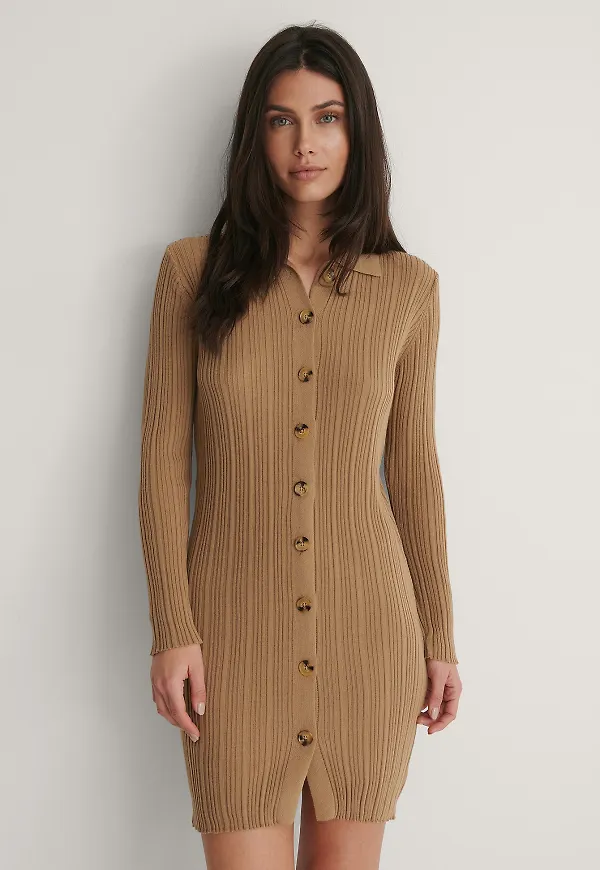 Trendyol Klänning Med Knappdetaljer - Beige