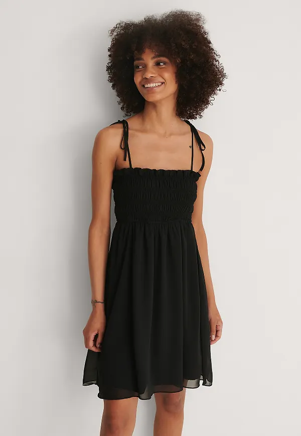Trendyol Miniklänning Med Volanger - Black