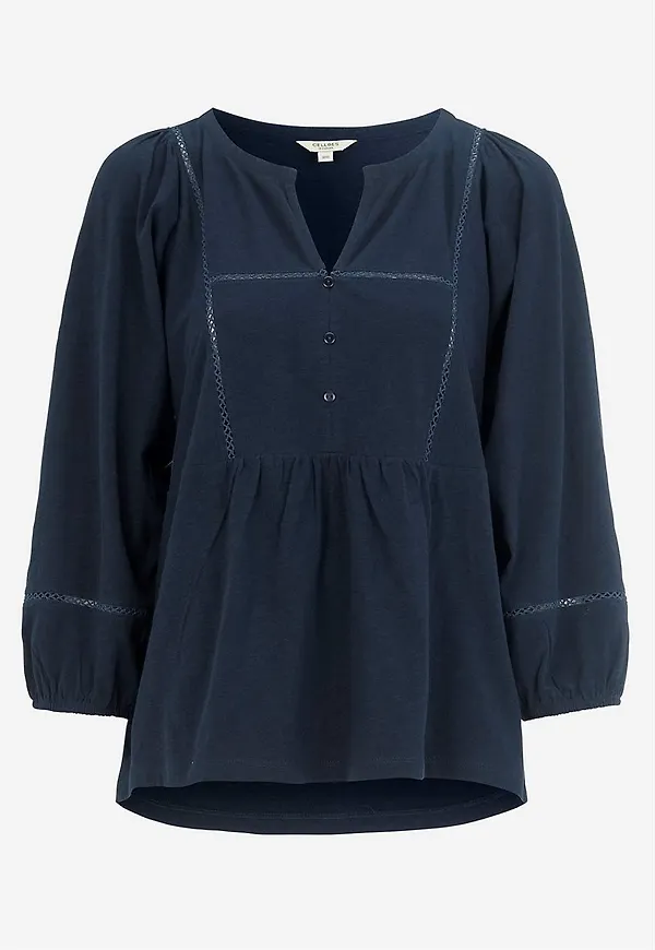 Trikåtopp med boho stil