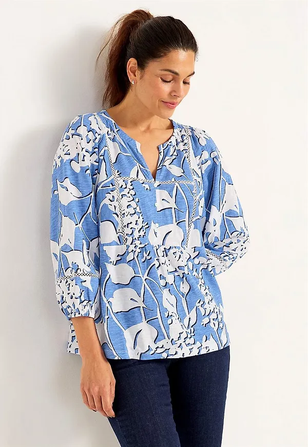 Trikåtopp med boho stil