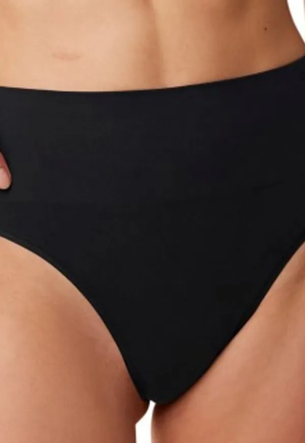 Triumph Trosor Soft Sculpt Bandeau String Svart 38 Dam