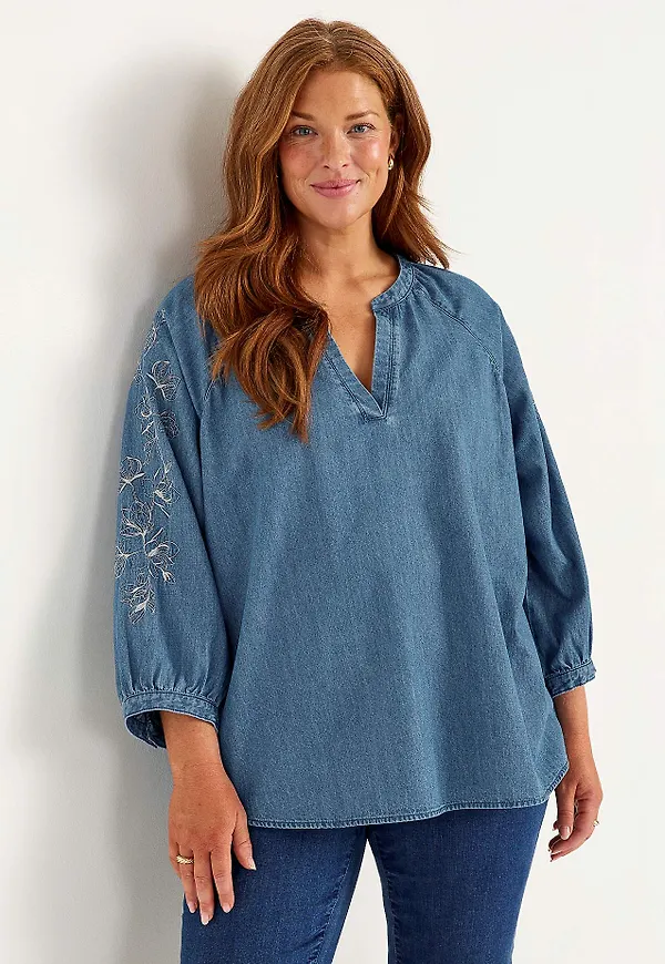 Tunika i lätt denim med brodyr
