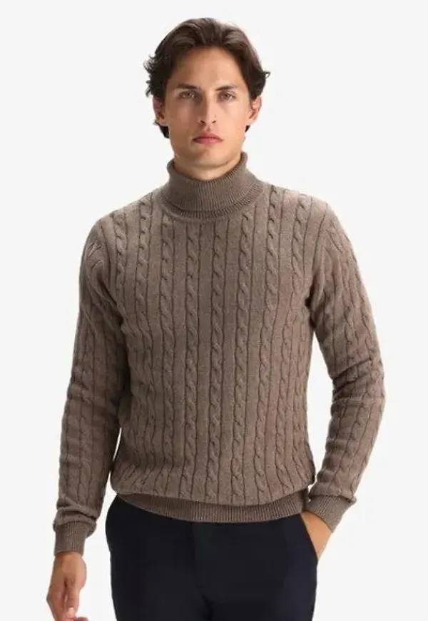 Turtleneck Ribbad Pimabomull