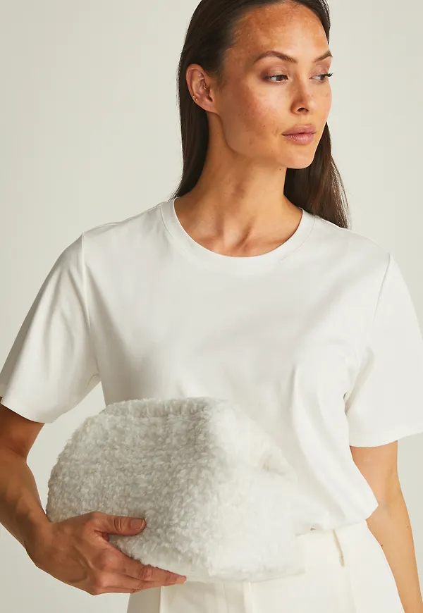 Tuva clutch