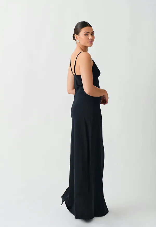 Gina Tricot - Twisted strap dress - midiklänningar - Svart - XS - Dam