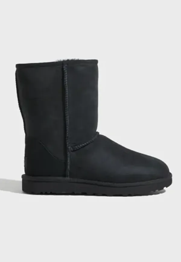 UGG - - W Classic Short II