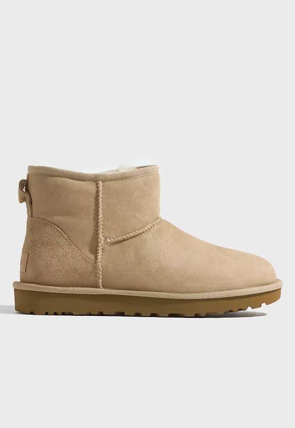 UGG - Beige - W Classic Mini II