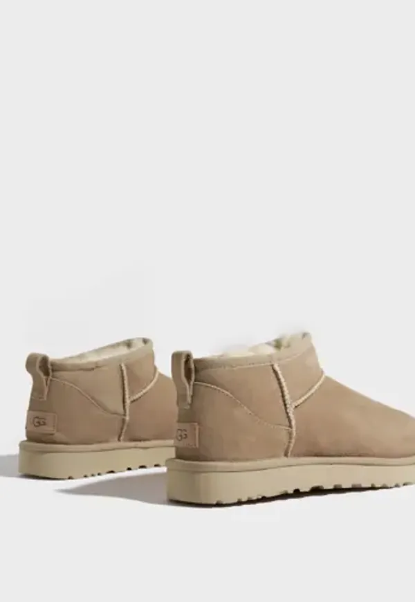 UGG - Beige - W Classic Ultra Mini