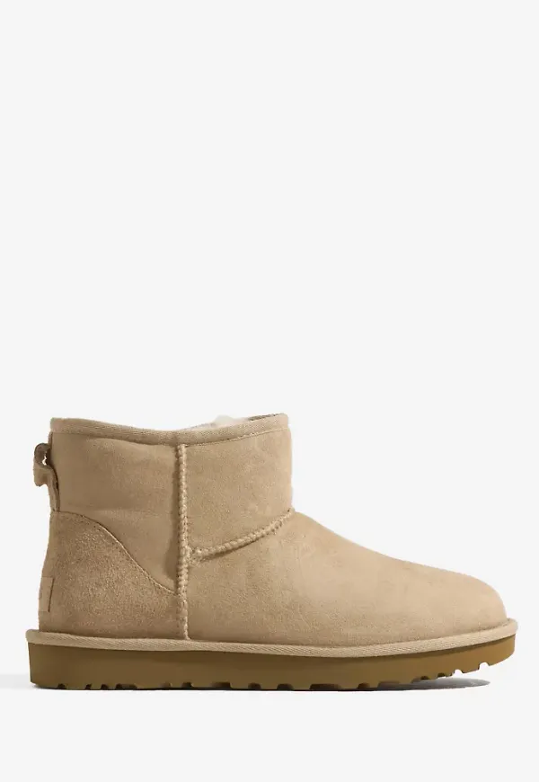 UGG - Beige - W Classic Mini II