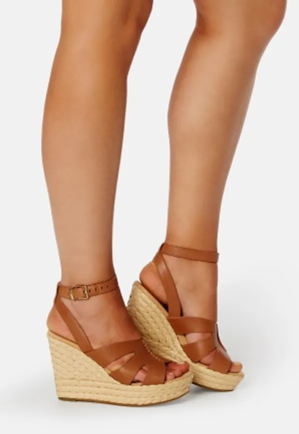UGG Careena Wedge CHESTNUT LEATHER 41