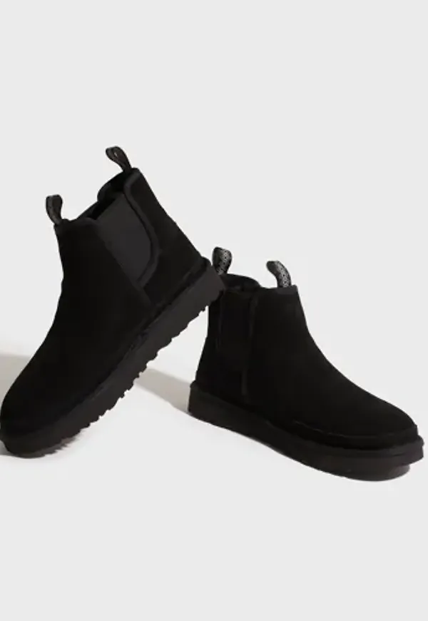 UGG M Neumel Chelsea Chelsea boots Svart
