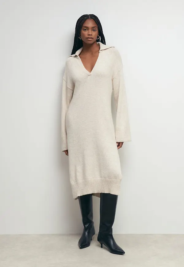 V-neck knitted dress