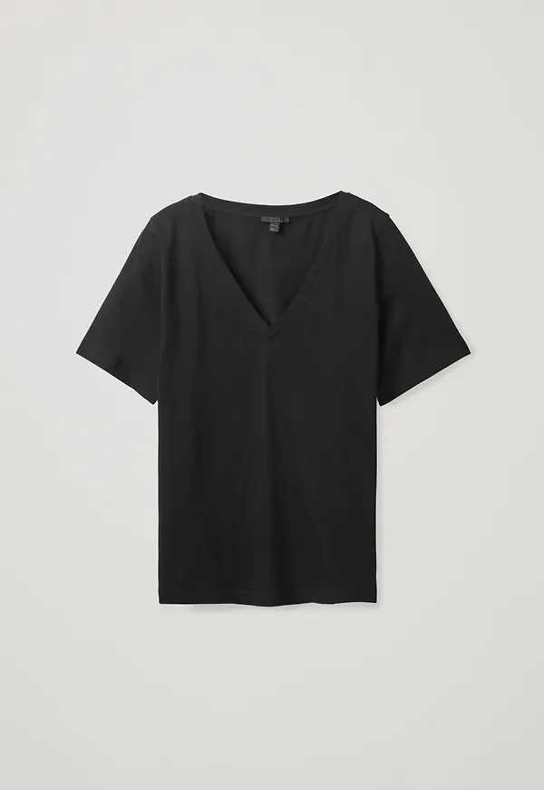 V-NECK T-SHIRT