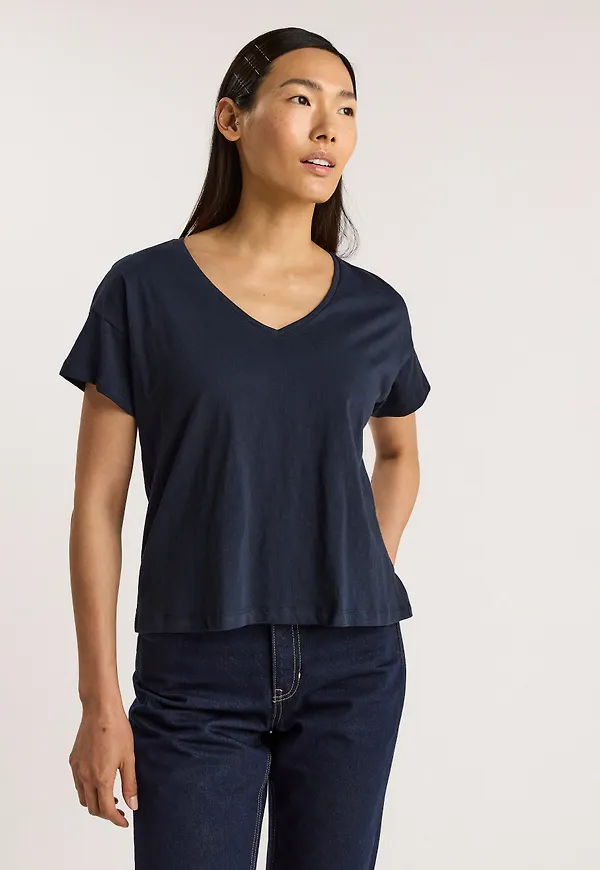 V-ringad t-shirt i bomull