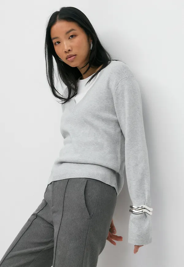 Gina Tricot - V-neck knitted top - stickade tröjor - Grå - XS - Dam