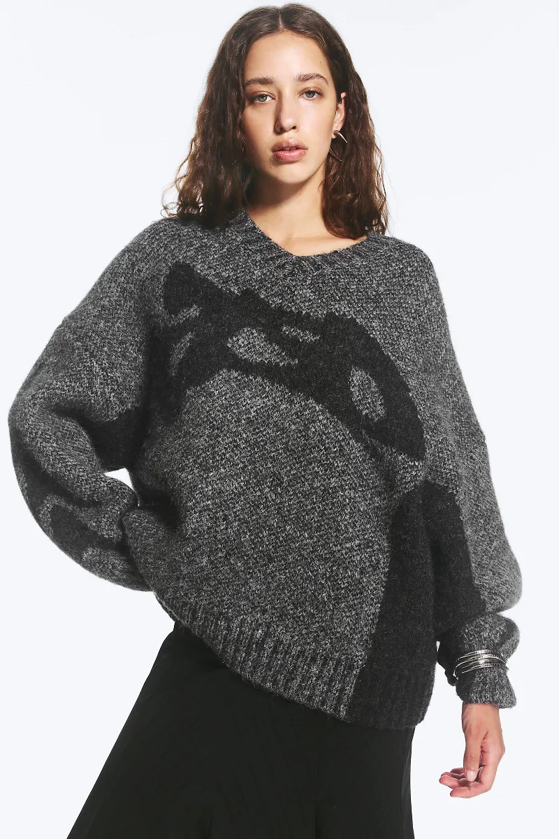 V-neck oversized