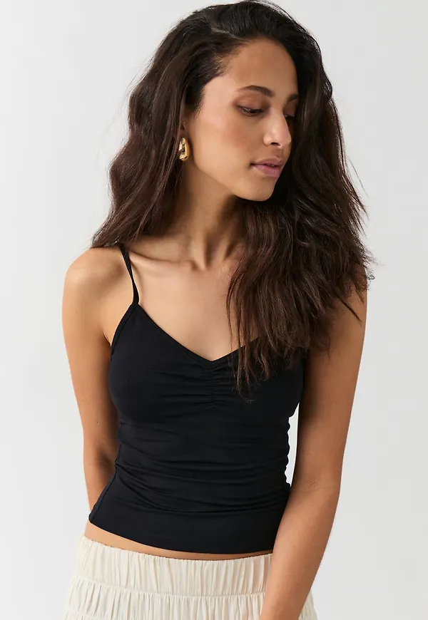 V-neck ruched singlet