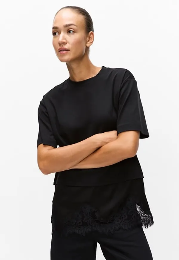 Vaccara lace tee