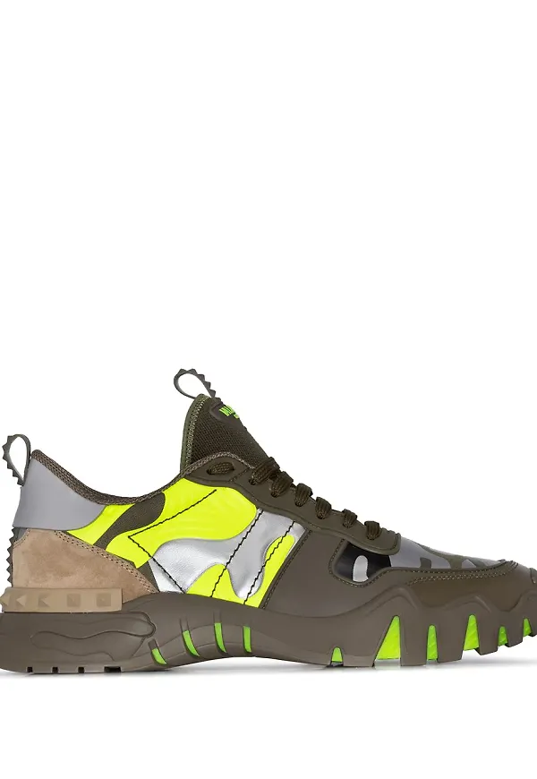 Valentino Garavani Rockrunner kamouflagemönstrade lädersneakers - Brun