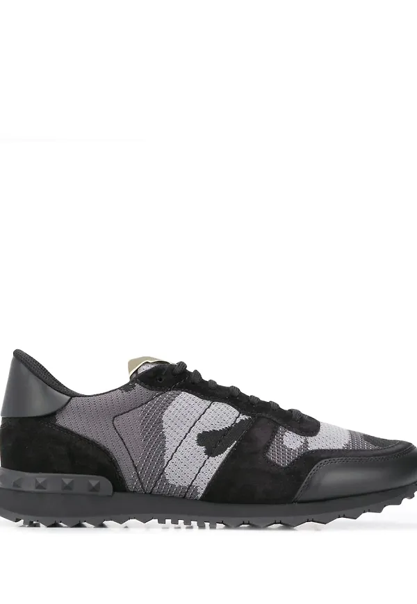 Valentino Garavani Rockrunner kamouflagemönstrade sneakers - Svart