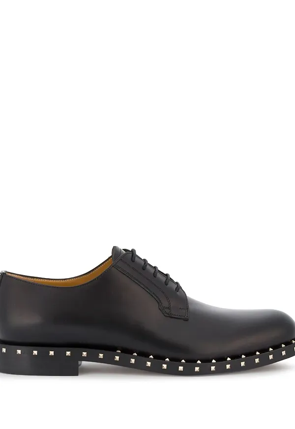 Valentino Garavani Rockstud derbyskor - Svart