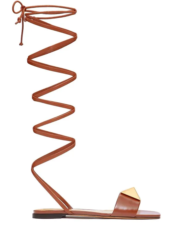 Valentino Garavani Rockstud Gladiator sandaler i oversize-modell - Brun