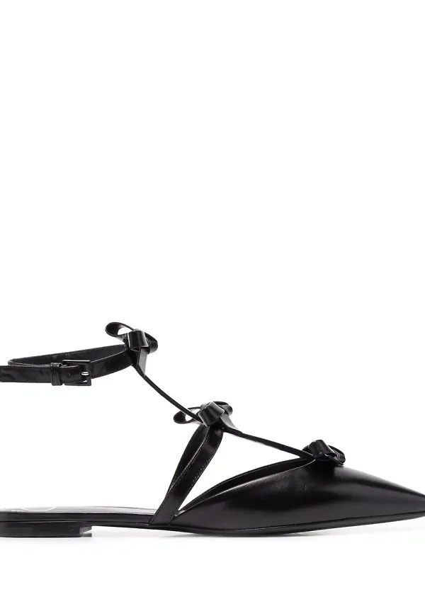 Valentino Garavani spetsiga slip-ons med rosett - Svart