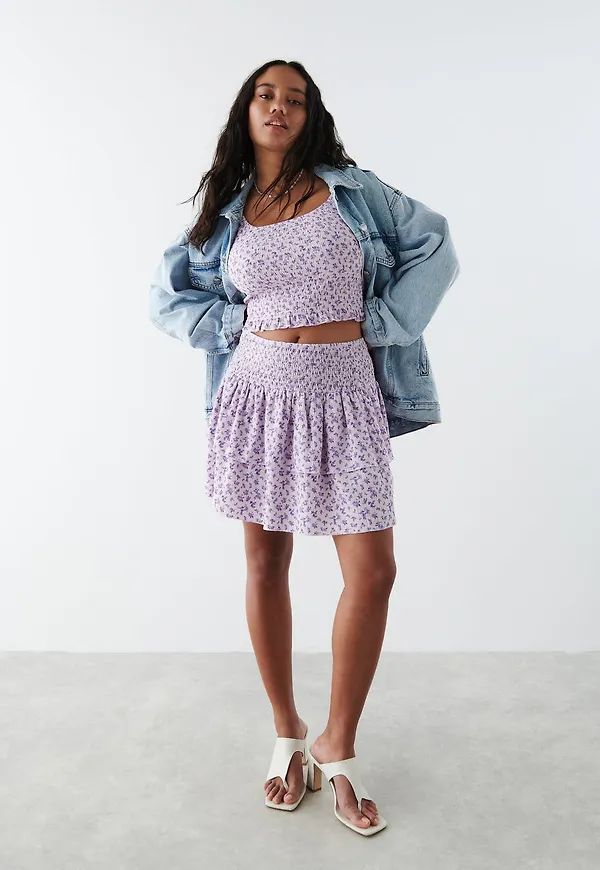 Vanja skirt