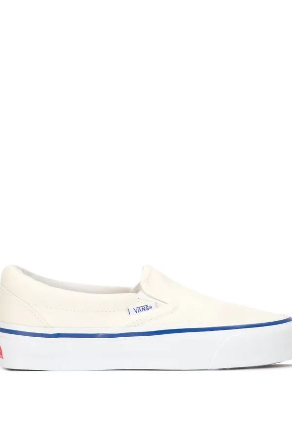 Vans klassiska slip on-sneakers - Vit