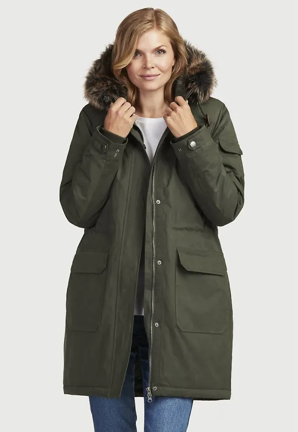Varmfodrad, vattenavvisande parkas