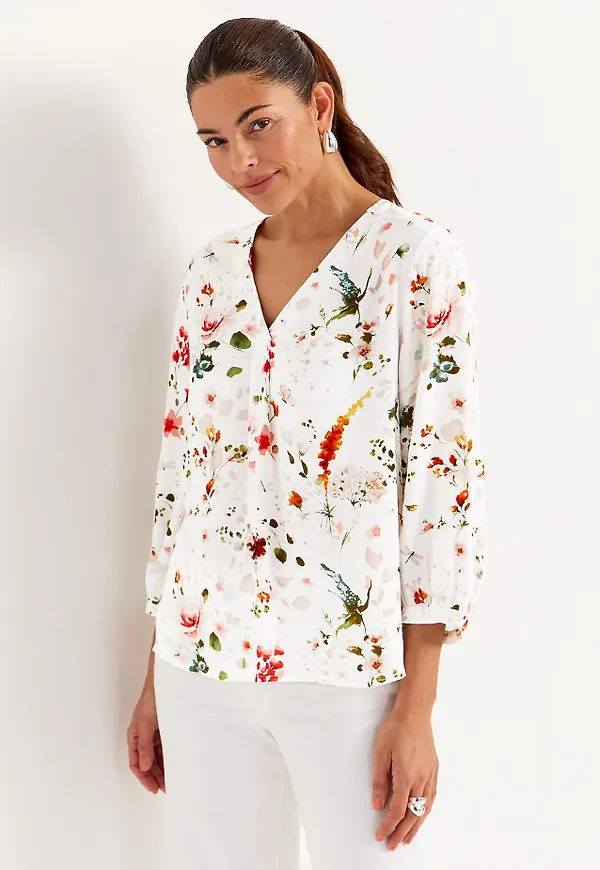 Vävd, blommönstrad blus