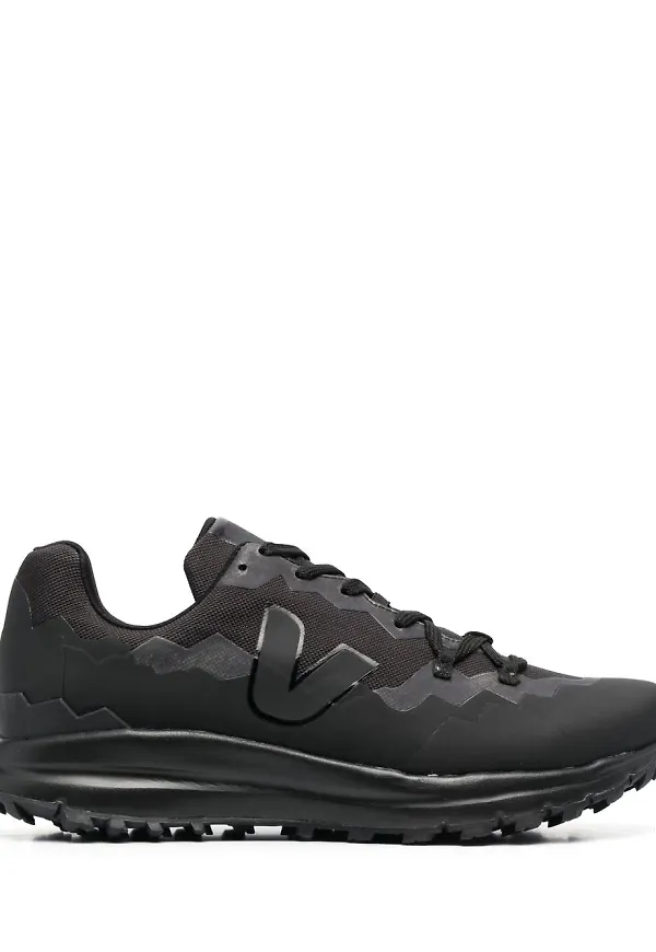 VEJA Fitz-Roy låga sneakers - Svart