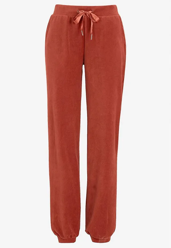 Velourbyxa med mudd