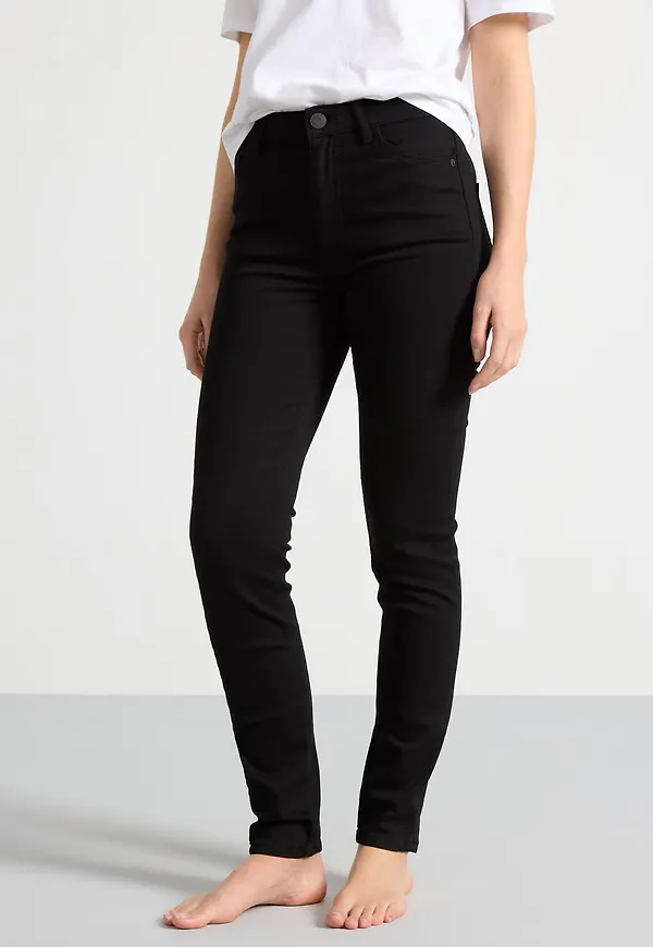 VERA smala jeans med hög midja