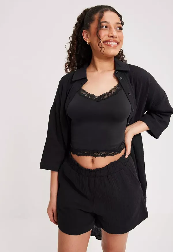 Vero Moda - Black - Vmnatali Hw Shorts Noos