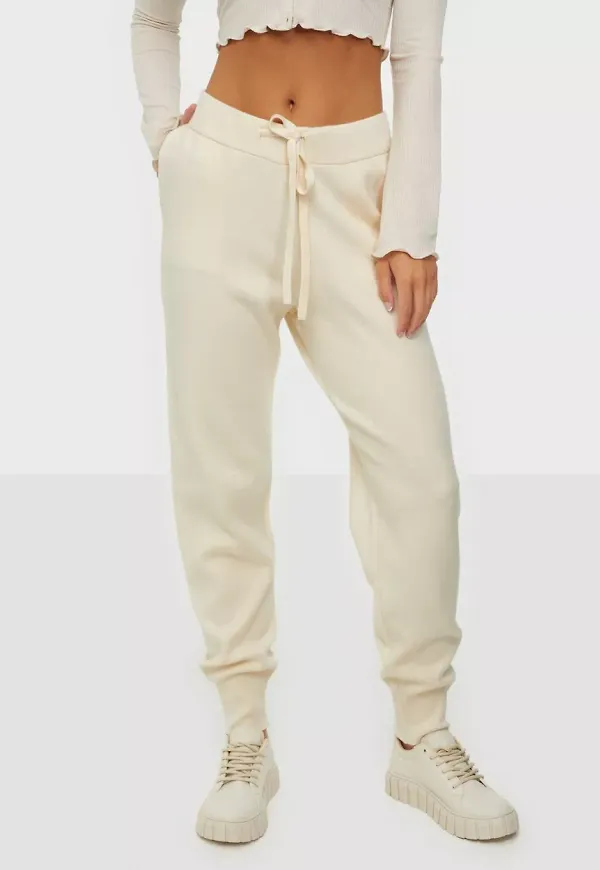 Vero Moda - Mjukisbyxor - Birch - Vmsaba N/W Loose Pant Ga Si - Byxor