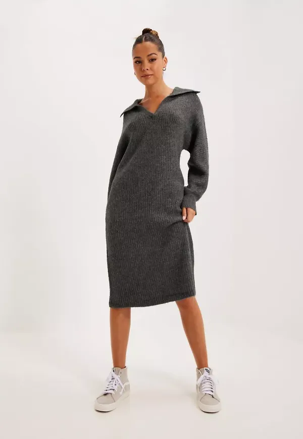 Vero Moda - Stickade klänningar - Medium Grey Melange - Vmfilene Ls Polo V-Neck Long Dress - Klänningar