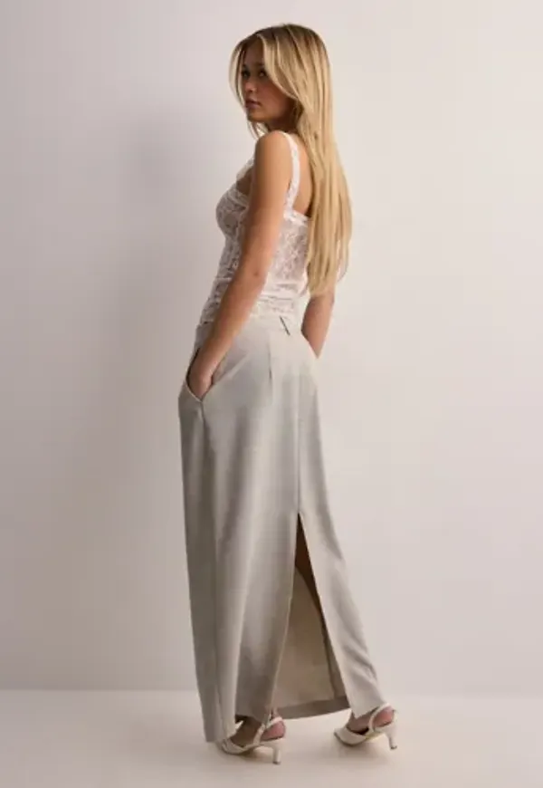 Vero Moda - Beige - Vmcassidy Hw Ancle Skirt