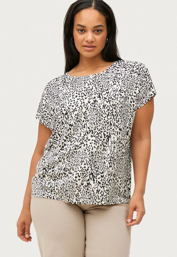 Vero Moda Curve - Topp vmEmelie SS O-neck Blouse - Beige