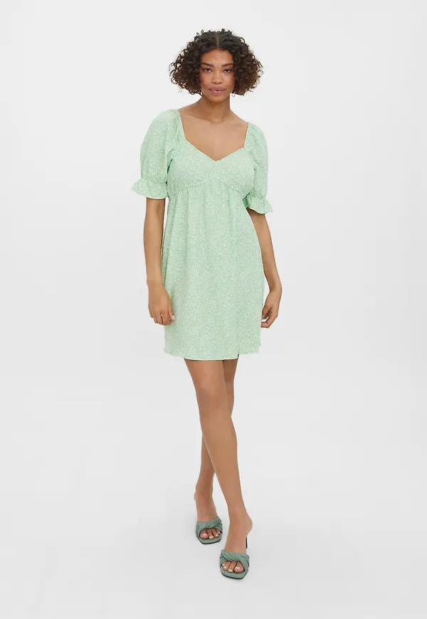 VERO MODA Klänning 'Eli' grön / ljusgrön / vit