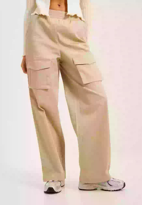 Vero Moda Vmtinamaria D2 Mw Cargo Pants D2 Cargobyxor White Pepper