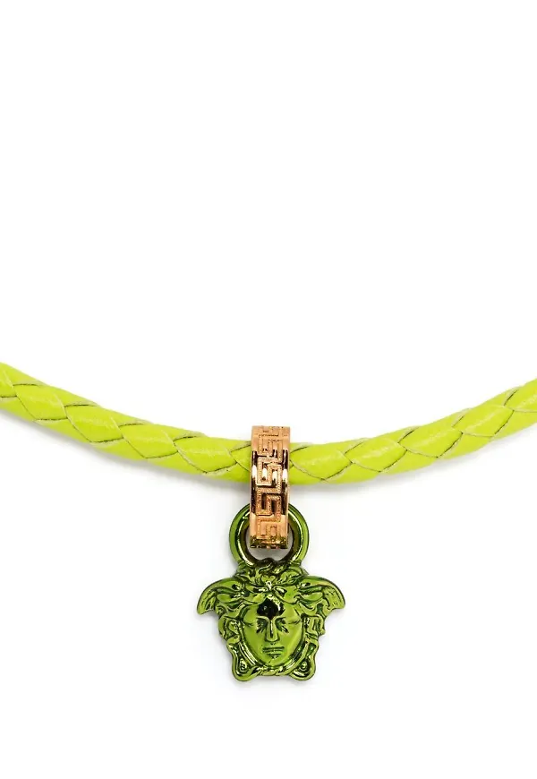 Versace läderhalsband med Medusa-hänge - Grön