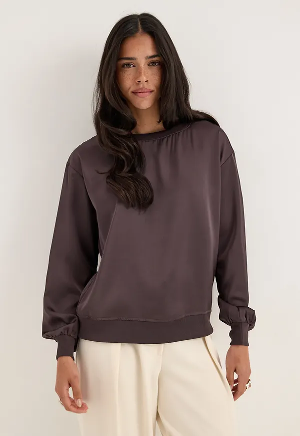 Viliso O-neck L/S Top