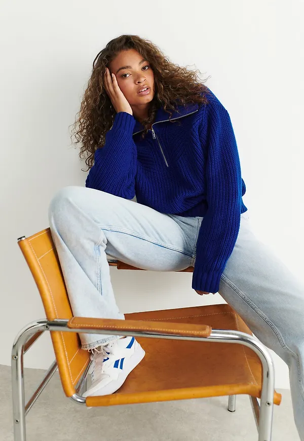Viviette knitted sweater
