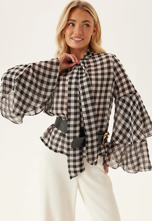 Vmsia Ls Flounce Top